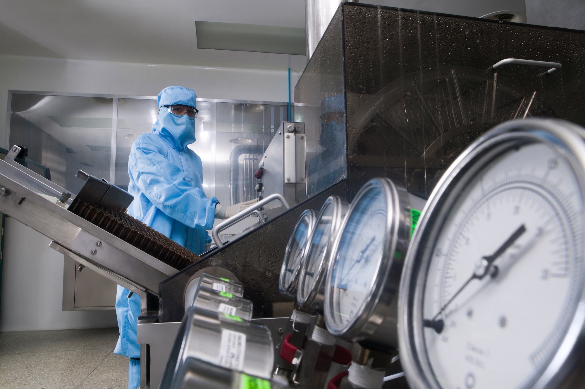 Scientist working in a pharmaceutical laboratory